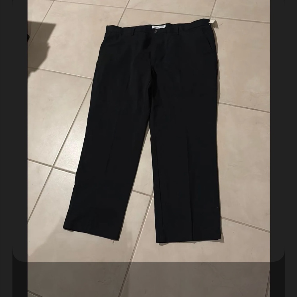NWT Amazon essentials men’s black pants 42/30 P32